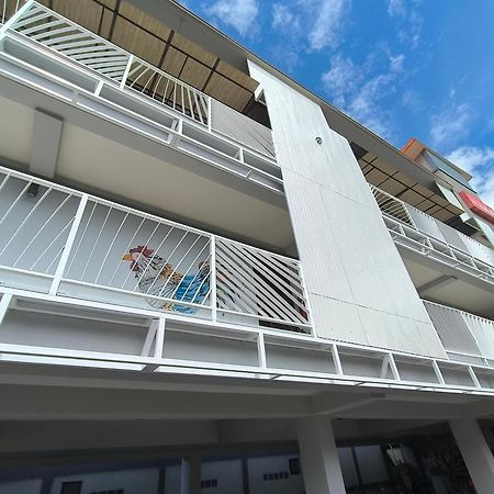 Hotel Le Neuf Nakorn Lampang Extérieur photo