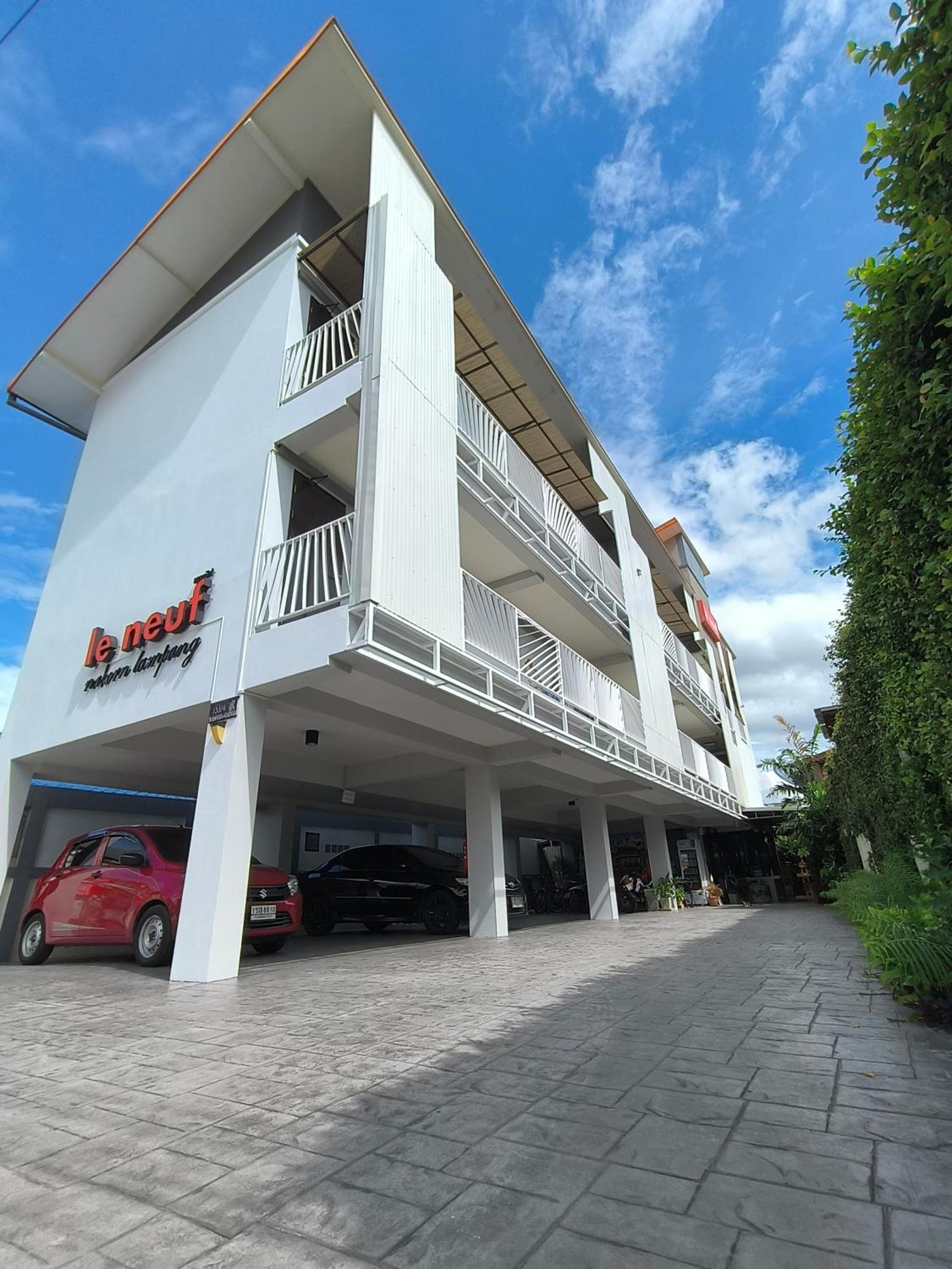 Hotel Le Neuf Nakorn Lampang Extérieur photo