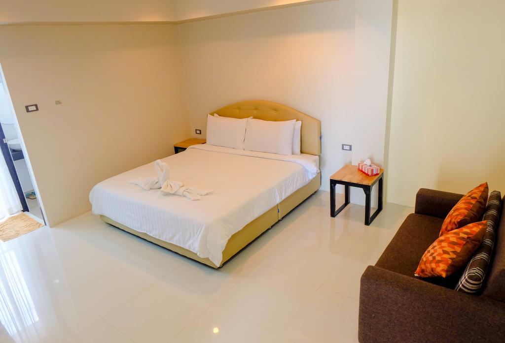 Hotel Le Neuf Nakorn Lampang Extérieur photo