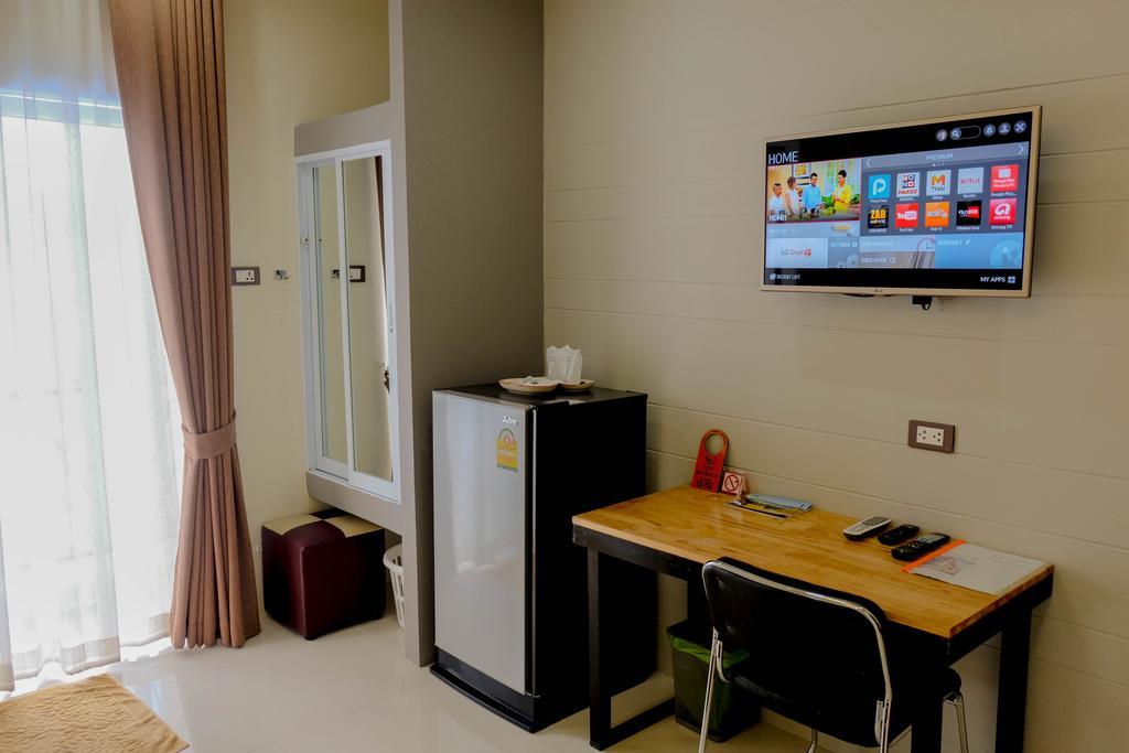 Hotel Le Neuf Nakorn Lampang Extérieur photo